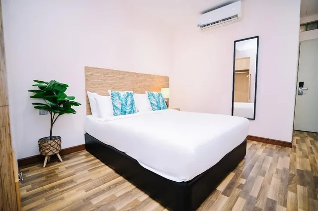 Standard, Queen Bed, Kingston Hotel 8 @ Kuala Lumpur Bukit Bintang 2/5