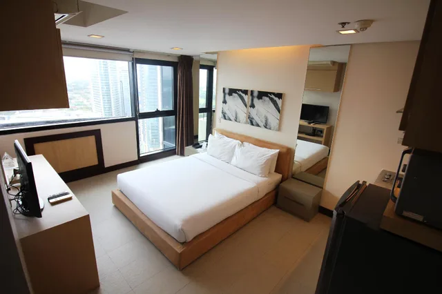 غرفة بريميوم بسرير مزدوج، Bsa Twin Towers Ortigas 1/2