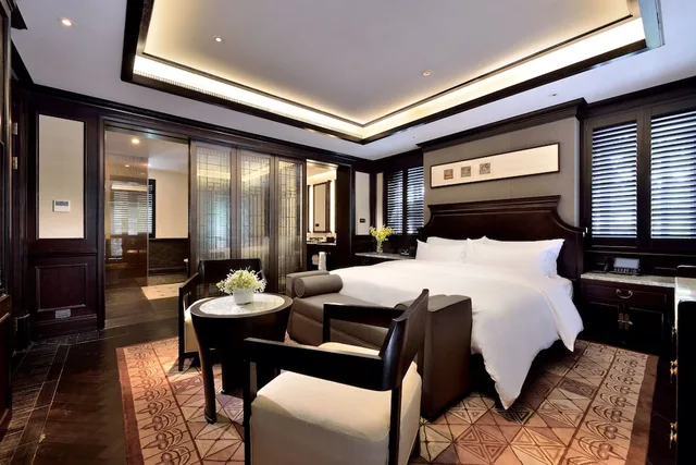 Yihe, Suite, King Bed، The Yihe Mansions 1/2