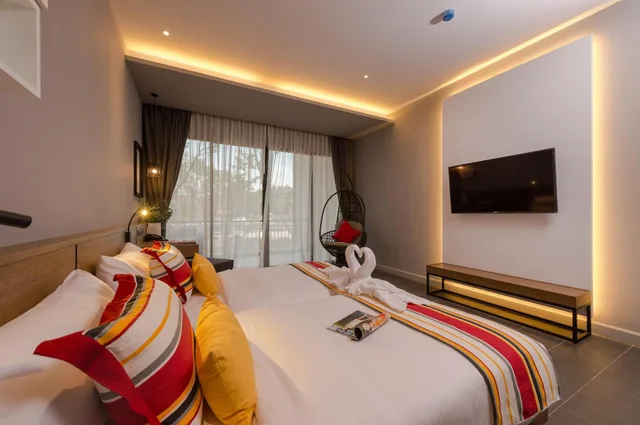 Deluxe, Double or Twin Bed, The Gallery Hotel Naiharn 4/10