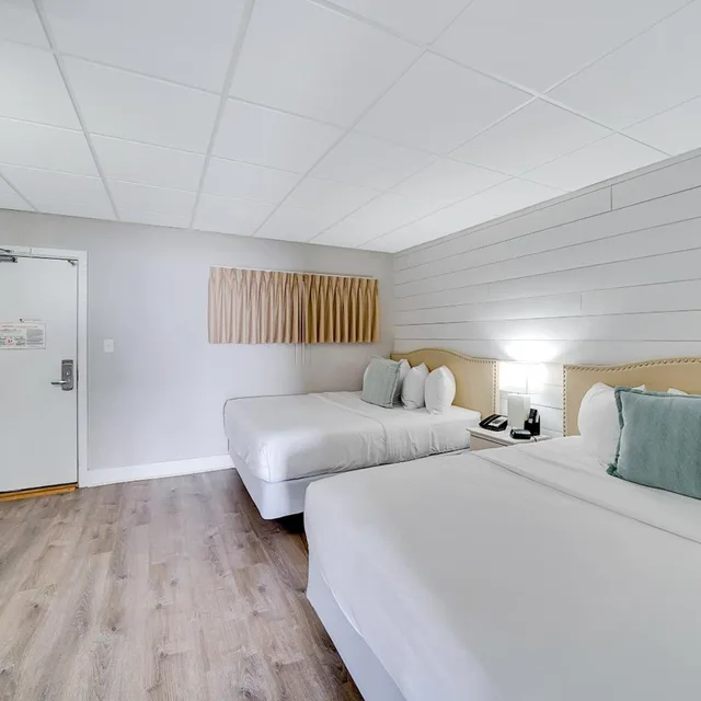 غرفة بسريرين كوين، The Montreal Beach Resort 2/2