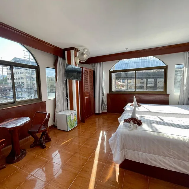 غرفة ثلاثية بشرفة، Centre Point Patong 6/8
