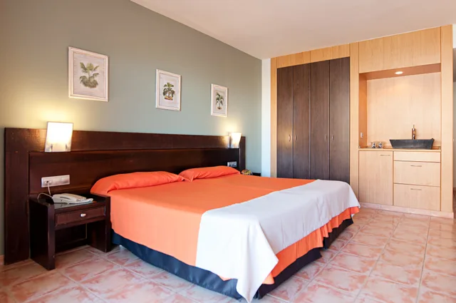 غرفة بإطلالة على الحديقة بشرفة، Hotel LIVVO Lago Taurito 3/10