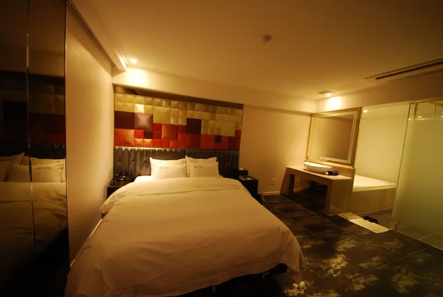 Spa, Premium, Double Bed, Jetted Tub، Hotel Buti 1/3