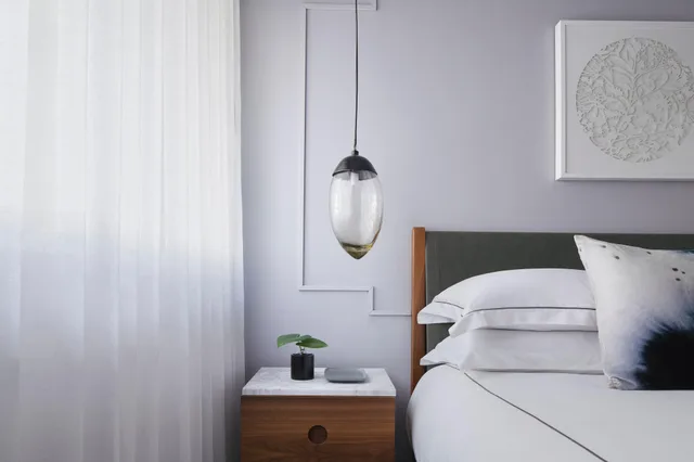 غرفة بريميوم بسرير مزدوج، Kimpton Virgilio 2/3