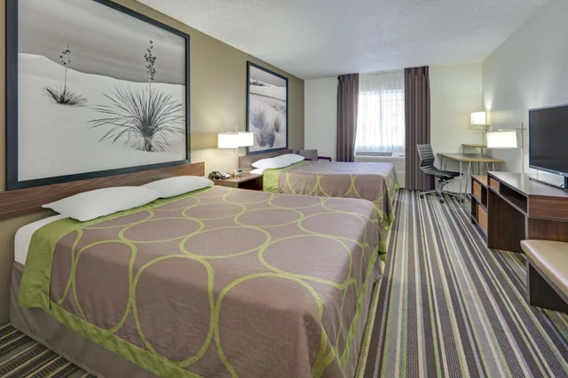 غرفة بسريرين كوين، Super 8 By Wyndham Roswell 1/1