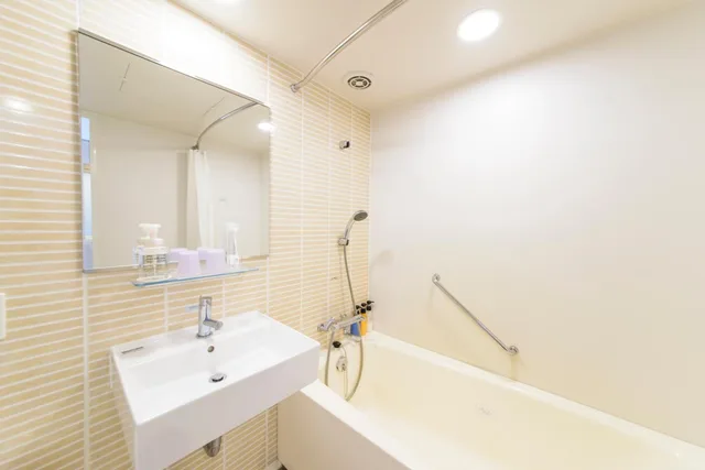 Comfort, Twin Beds, Nishitetsu Resort Inn Naha 4/6