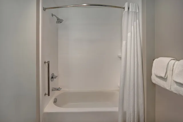 Standard, 2 Queen Beds, Bathtub, Accessible, Holiday Inn Express Suites Galveston Beach 3/4
