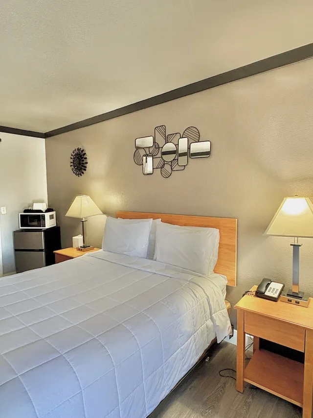 Casita, Queen Bed، Cascade Lodge 1/10