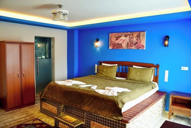 غرفة غراند ديلوكس بسرير كينج، Rebetika Hotel 1/8