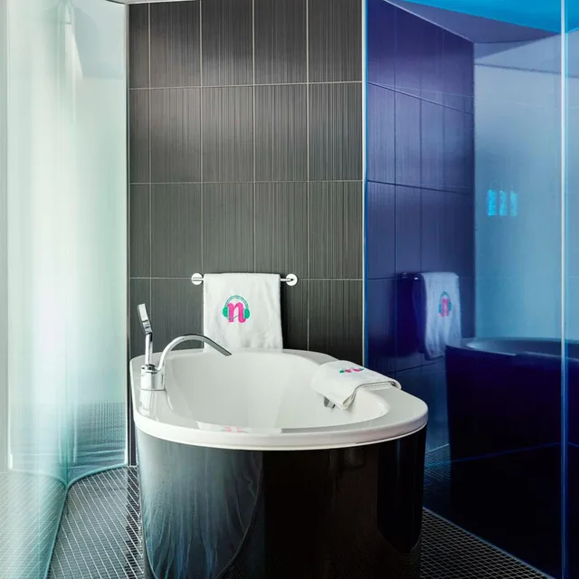 Nhow, Junior Suite, with Extra Bed، Nhow Berlin 6/10
