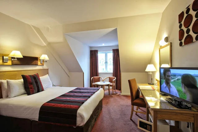 غرفة بسرير كينج بإطلالة على البحر، Portrush Atlantic Hotel 3/5