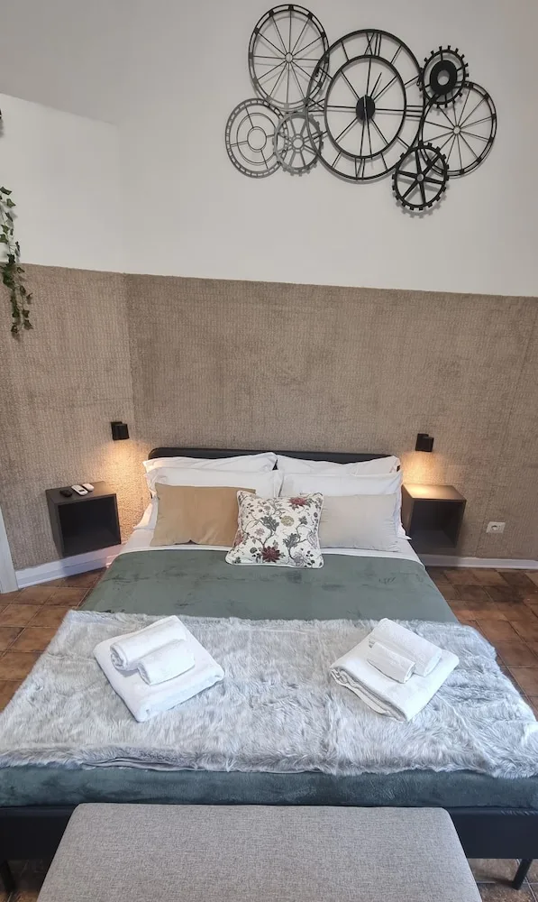 Casa Storica 5 Giornate, Milan 19/50