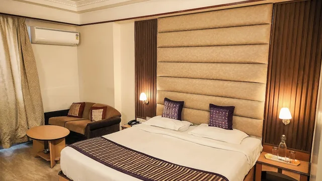 Executive, Double Bed, City View, HOTEL ROYAL PALACE 4/6