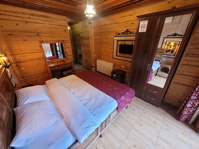 غرفة بسرير مزدوج بشرفة، Saruhan Hotel 4/10