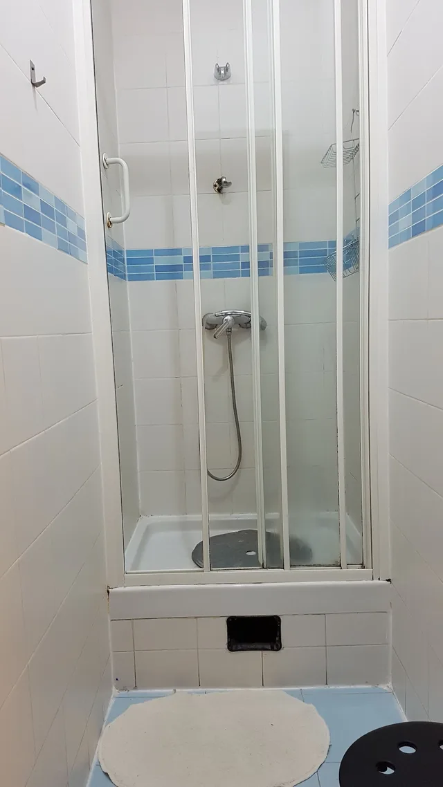 Private, Classic, Bunk Bed, Shared Bathroom، Hostel Era 4/4