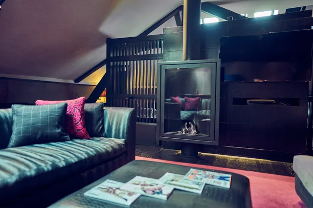 جناح سيغنتشر، Malmaison Belfast 1/4