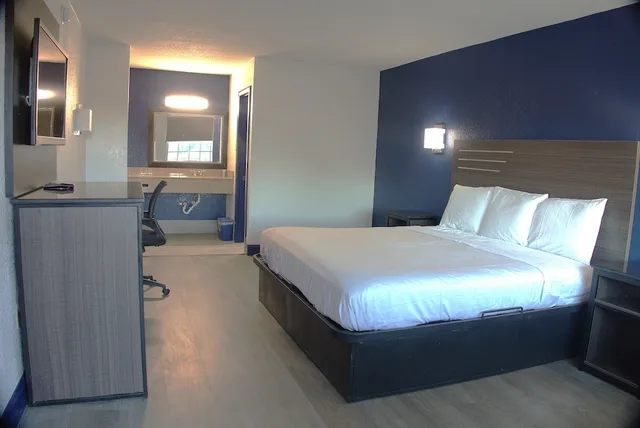 غرفة بسرير كينج، Americas Best Value Inn Richmond South 9/10
