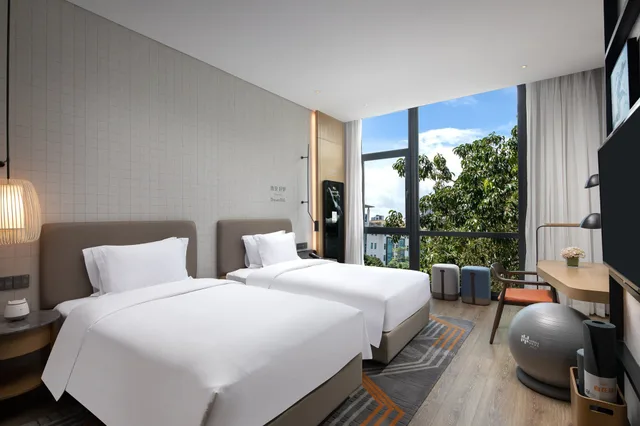 غرفة بريميوم بسرير كينج بإطلالة على المدينة، Even Hotels Shenzhen Nanshan 2/7