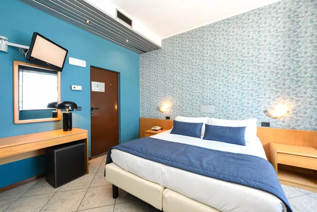 غرفة كلاسيكية بإطلالة على البحيرة، Hotel Aurora 1/10
