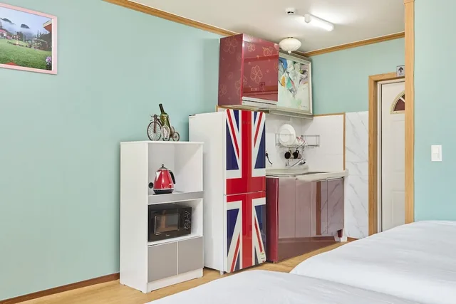 Superior, 2 Queen Beds, Heidi Pension G House 10/10