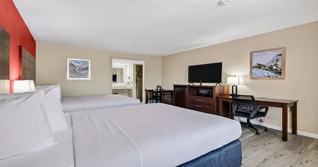 غرفة قياسية بسريرين كوين، Best Western Roseville Inn 1/10