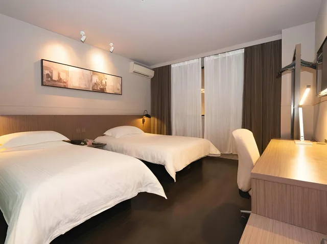 غرفة قياسية، Jinjiang Inn Select Wuhan Chuhehan Street Shuiguo Lake 1/3