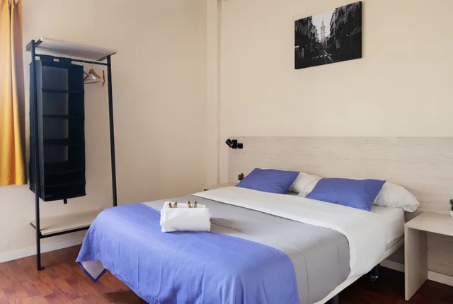 Room, Double Bed, External Bathroom، Purple Nest Hostel 2/4
