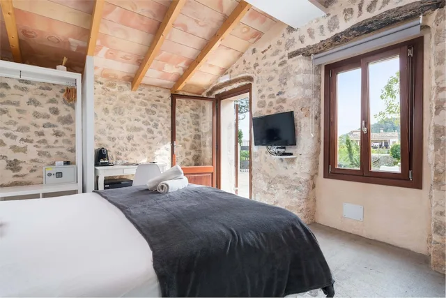 Superior, Double Bed, Garden View, Pool Side، Hotel Turixant 4/7