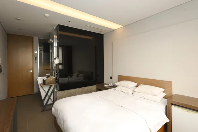 جناح بسريرين منفصلين، Hotel The Designers Hongdae 4/10