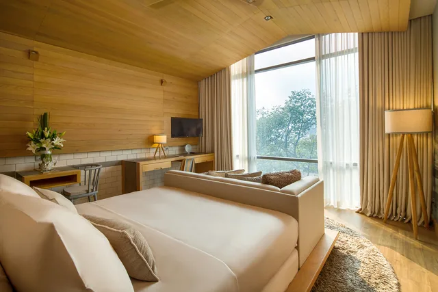 جناح، Fusion Suites Saigon 2/4