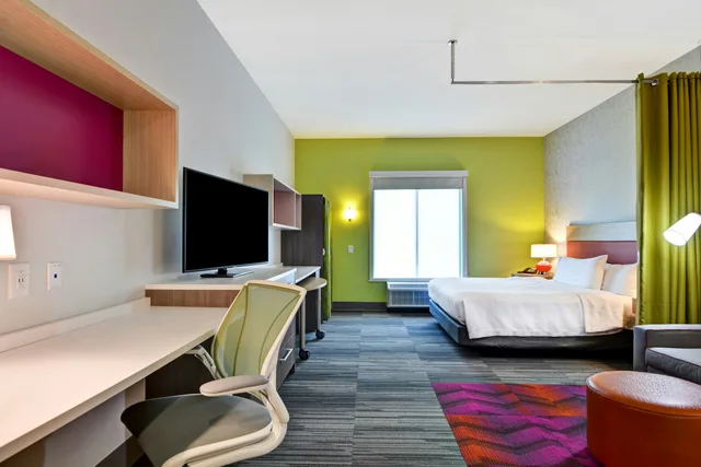 Studio, Suite, King Bed, Home2 Suites By Hilton Charleston West Ashley 2/5