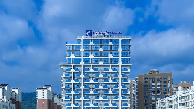 Holiday Inn Express Kunming Yiliang Center by IHG، Shilin 1/50