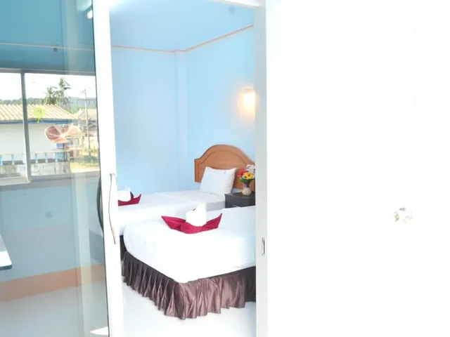 Standard, Twin Beds, Peace Lanta Mansion 1/5