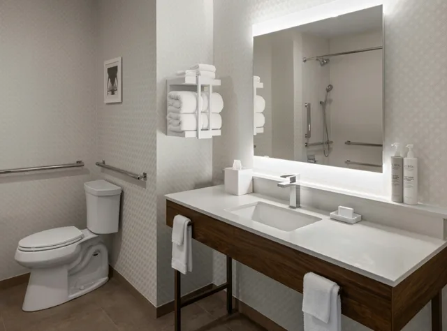 غرفة بسريرين كوين لذوي الإعاقة، Hampton Inn & Suites Richmond/Glenside 3/4