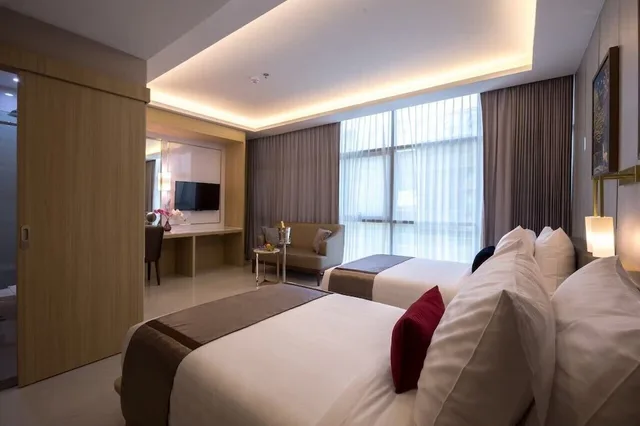 غرفة عائلية رباعية بسرير كوين وسريرين منفصلين، Elegant Bangkok Hotel 1/10