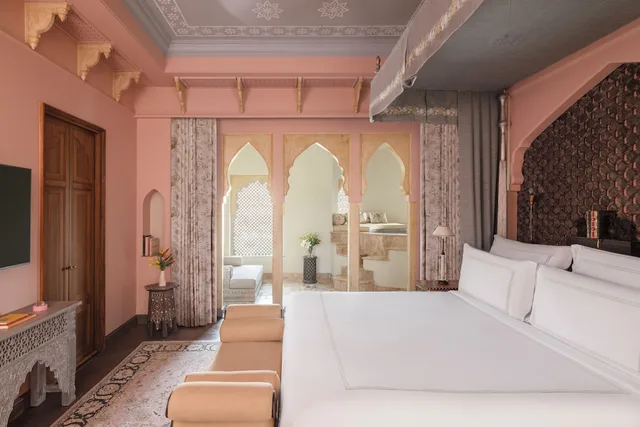 Princess, Suite, King Bed, Private Pool، Raffles Jaipur 1/6