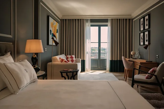 Palace, Suite, King Bed, Sofa، GA Palace Hotel 4/10