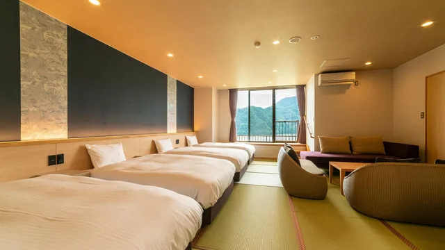 غرفة جونيور سوبيريور رباعية بحوض استحمام، Oedo Onsen Monogatari Kinosaki Onsen Kinosaki 1/1