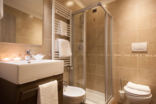 غرفة سوبيريور بسرير مزدوج أو سريرين منفصلين، Hotel Portici (Romantik and Wellness) 2/2