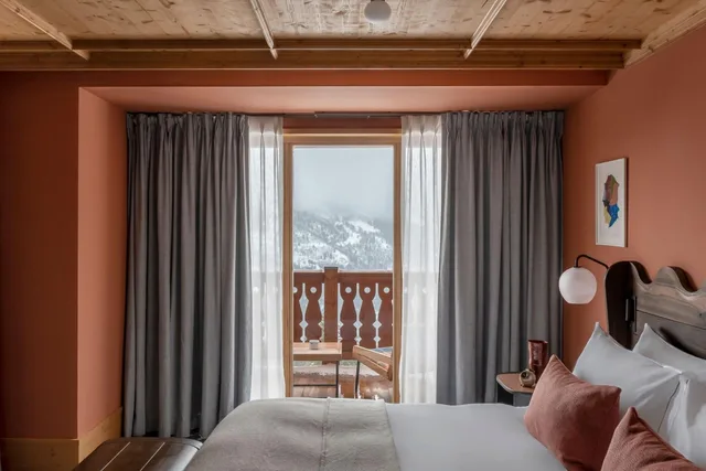 chalet, Hotel Le Coucou 1/2