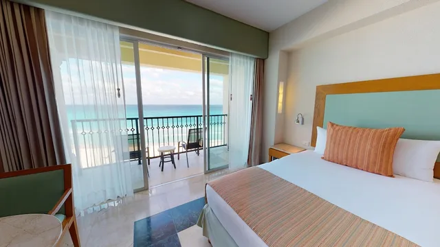 Premier, 2 Queen Beds, Ocean Front, Grand Park Royal Cancun All Inclusive 1/5