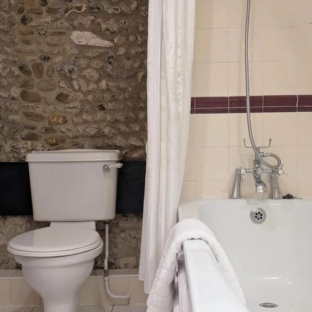 غرفة ديلوكس بسرير مزدوج، Hitchin Priory 3/3