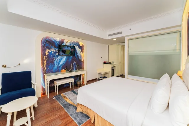Superior, Queen Bed, Isena Nha Trang Hotel 2/10