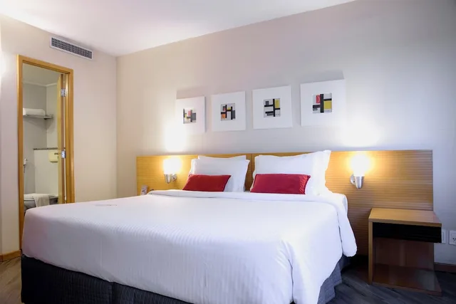 غرفة قياسية بسرير كينج، Golden Tulip Brasilia Alvorada 1/10