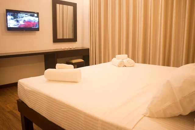 غرفة قياسية بسرير كينج، The Suite 262 4/10