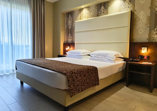غرفة كومفورت ثلاثية بثلاثة أسرّة بشرفة، Pineta Palace Roma 8/10