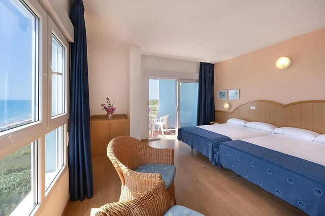 غرفة بانورامية بسرير مزدوج بحوض جاكوزي، PLAYAS DE GUARDAMAR HOTEL 1/2