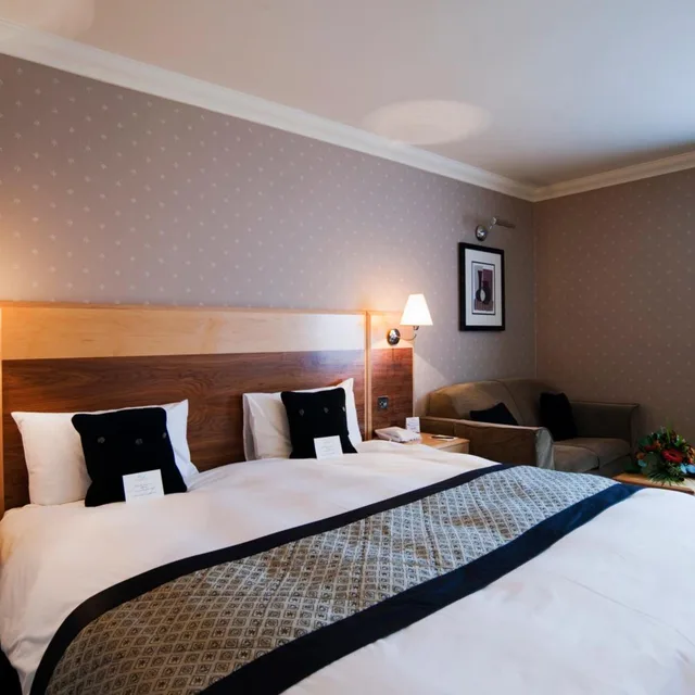 Executive, Double Bed, with Pool، Apollo Hotel Basingstoke 1/6