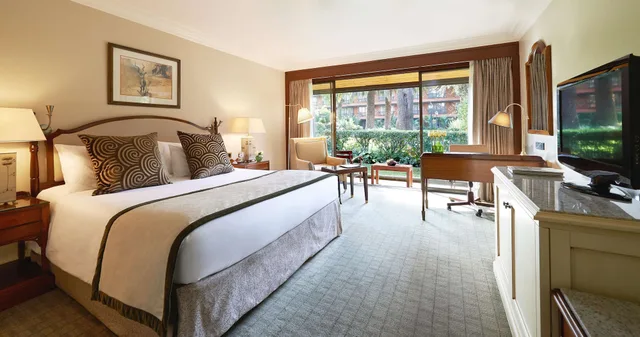 Deluxe King Room With Courtyard، Fairmont The Norfolk 3/10
